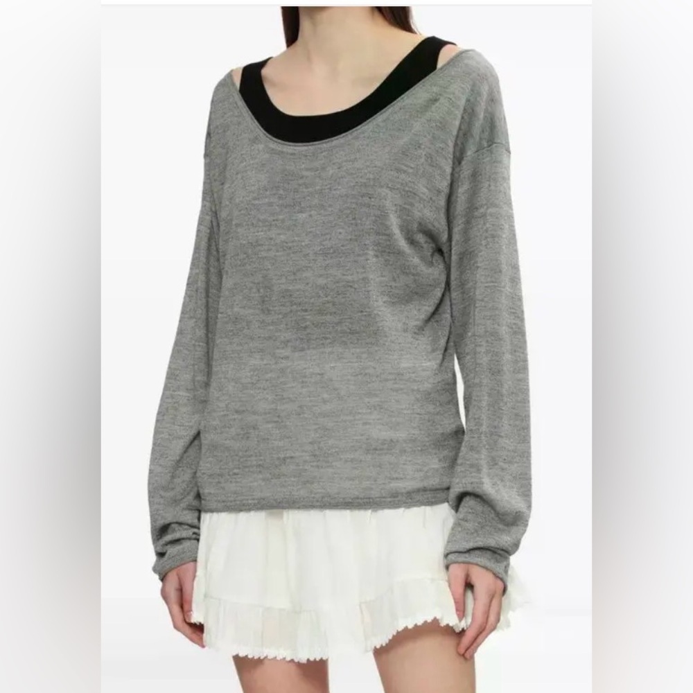 TOUT A COUP 
Layered Sweater